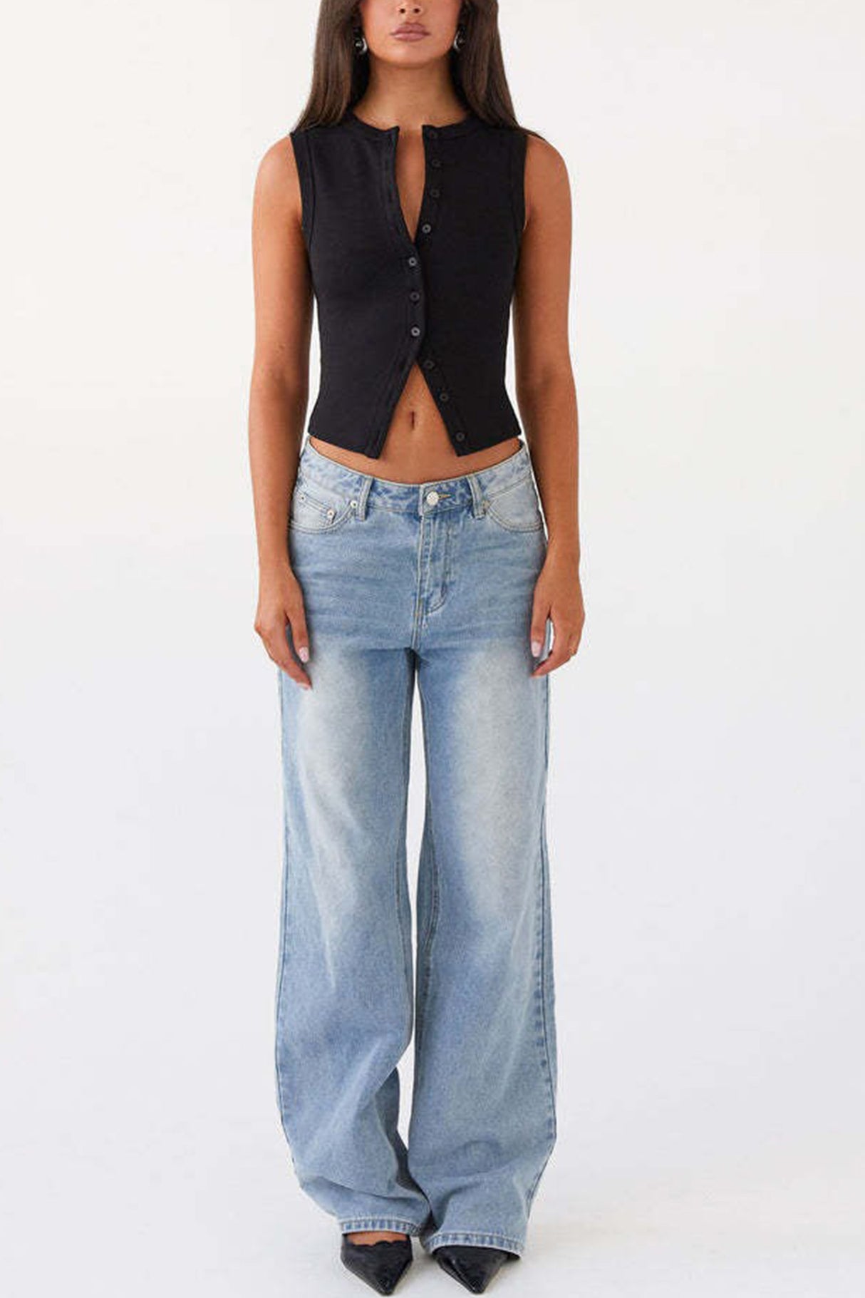 Arolora Solid Color Button-down Knit Tank Top