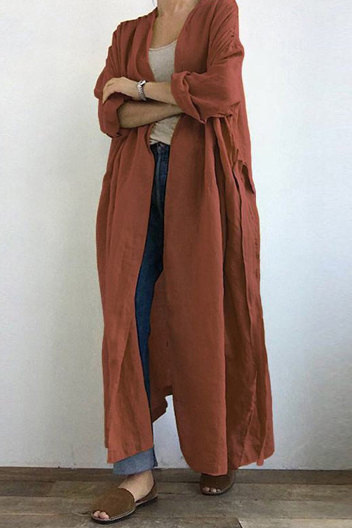 Arolora solid-color-pocketed-long-trench-coat