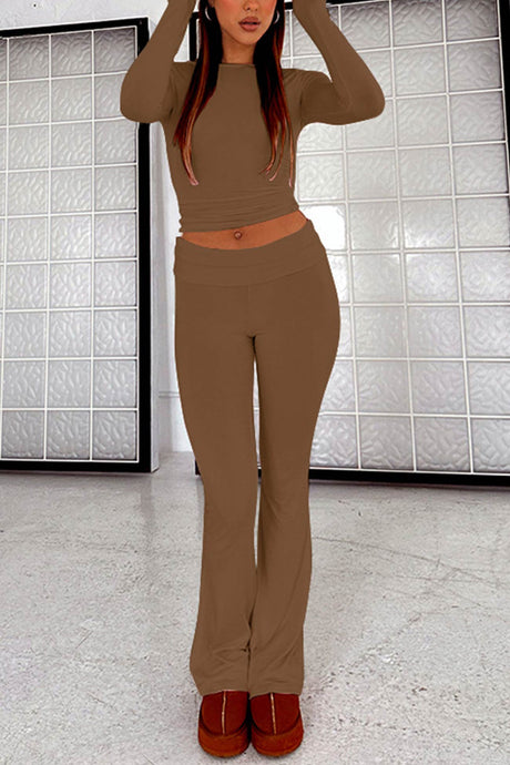 Arolora solid-crop-top-flares-long-pants-set