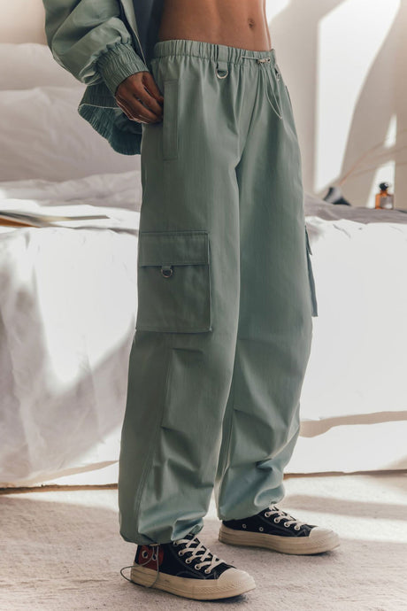 Solid Drawstring Large Pocket Cargo Pants