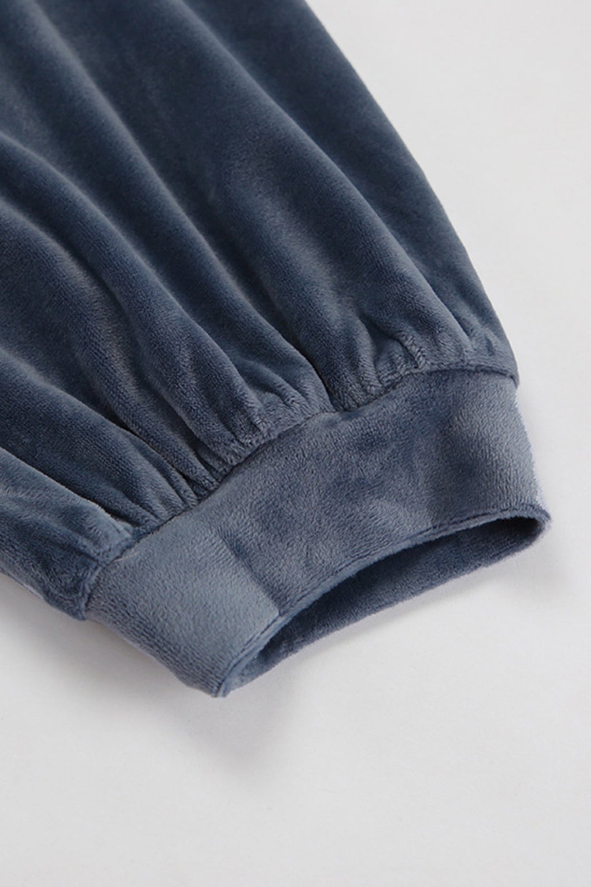 Arolora solid-hoodie-crop-top-shorts-set