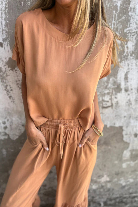 Arolora Solid Short Sleeve Flare Pants Set