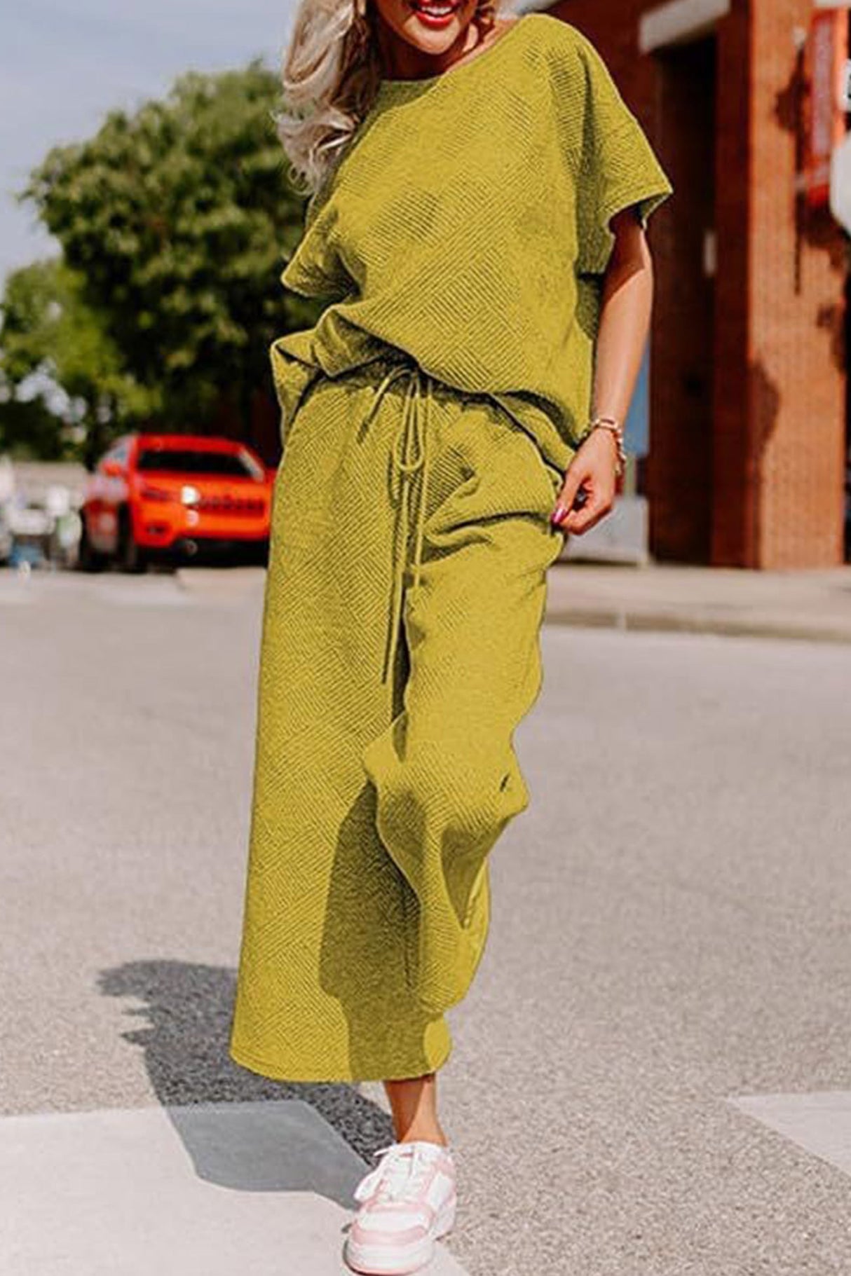 Solid Textured T-shirt Long Pants Set