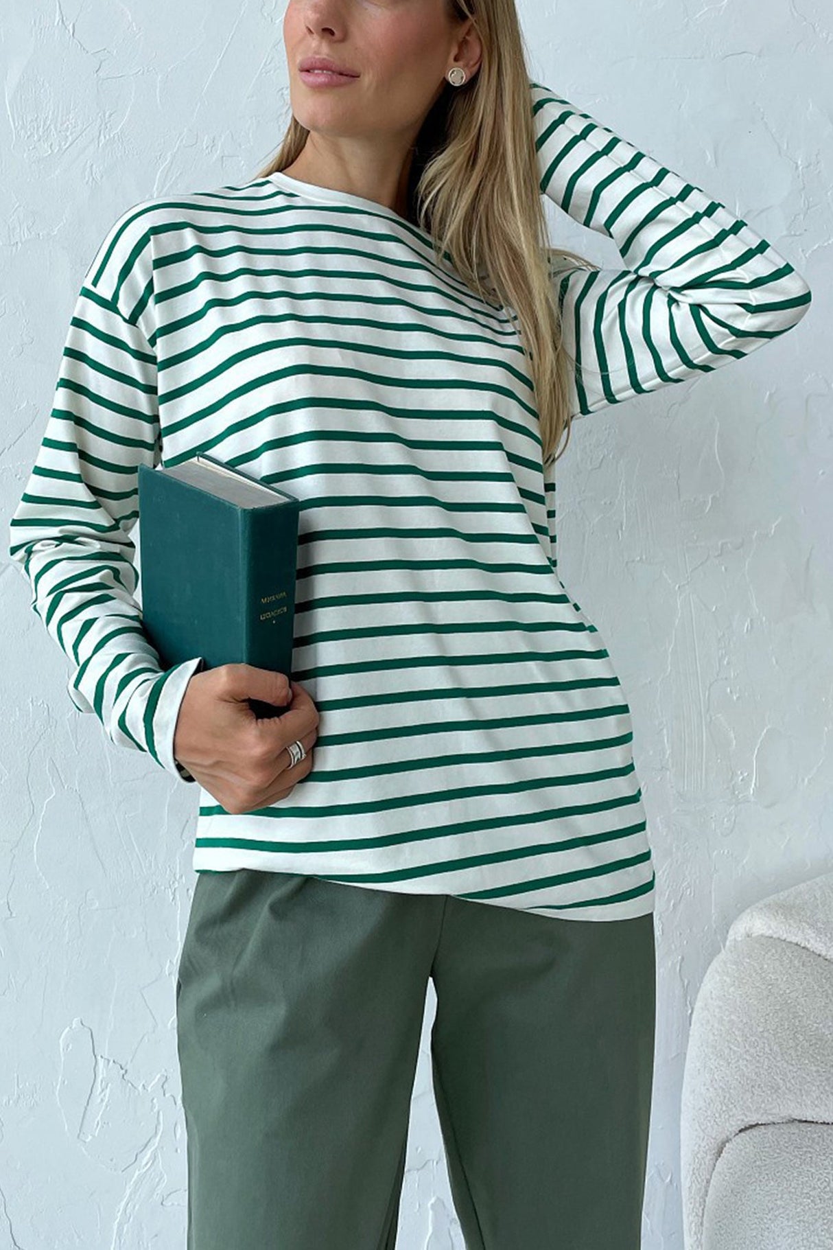 Arolora striped-crew-neck-long-sleeve-cotton-t-shirt