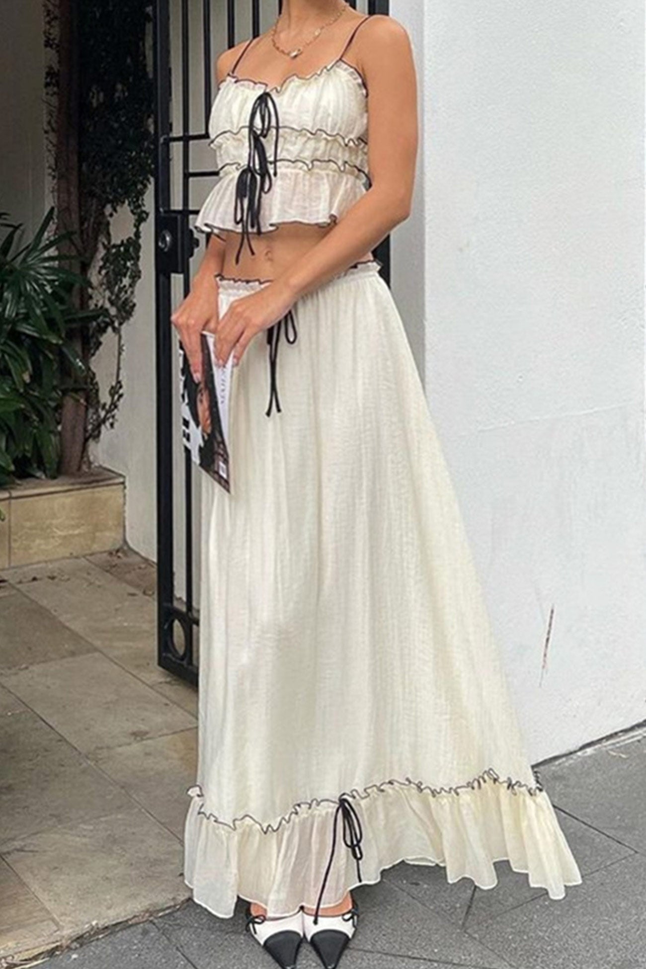 Tie-up Ruffle Midi Skirt Suits