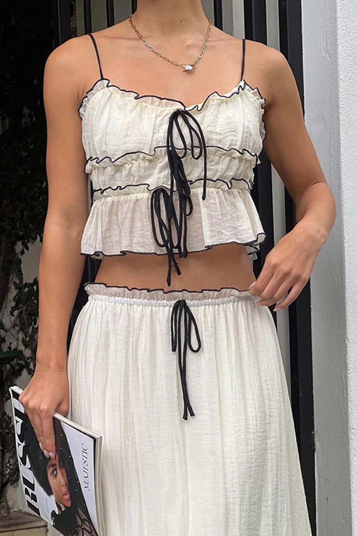 Tie-up Ruffle Midi Skirt Suits