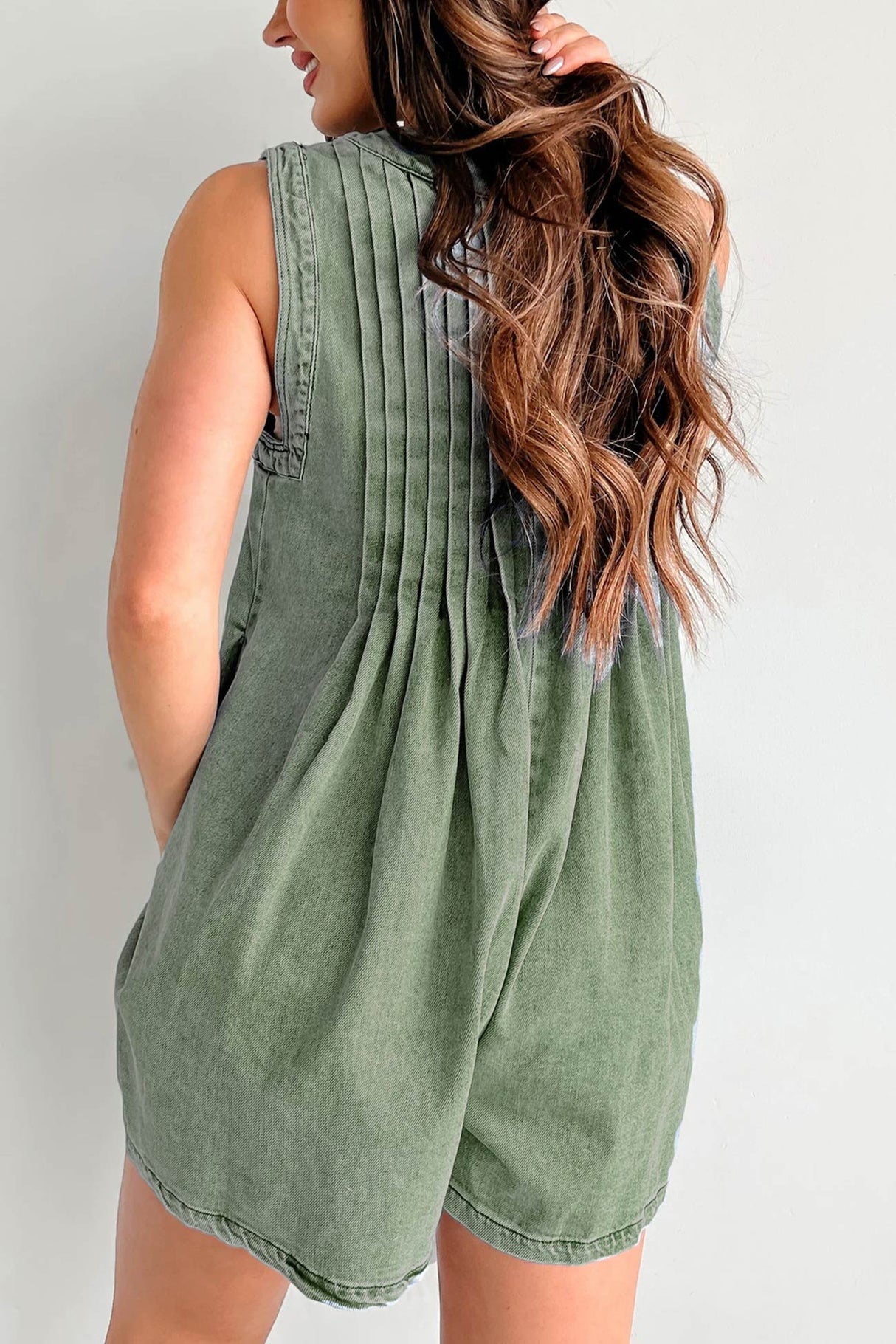 Arolora tie-up-sleeveless-denim-rompers