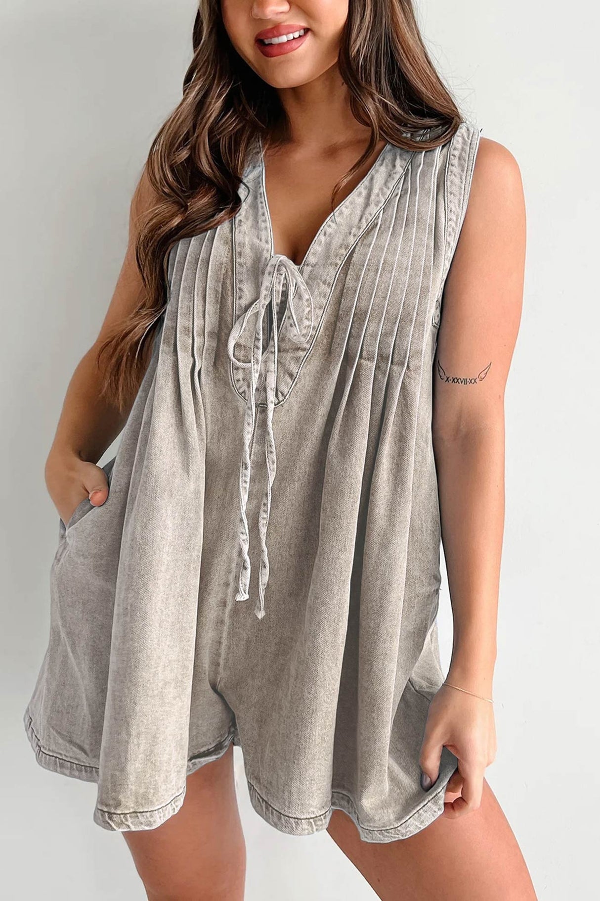 Arolora tie-up-sleeveless-denim-rompers