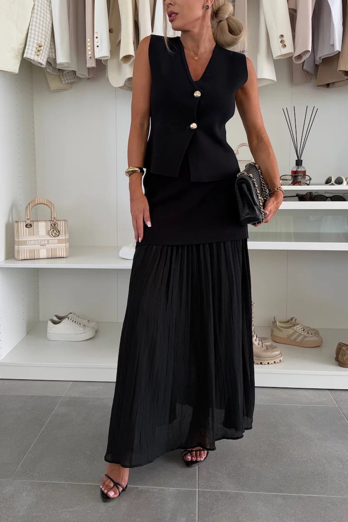 Arolora V Neck Knit Tank Top Patchwork Pleated Skirt Set
