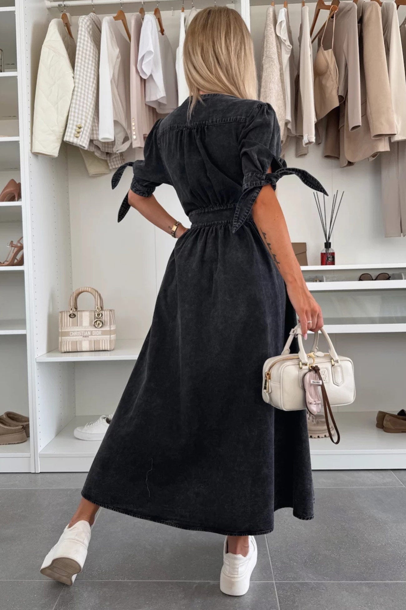 Arolora V-neck Single-breasted Denim Dress