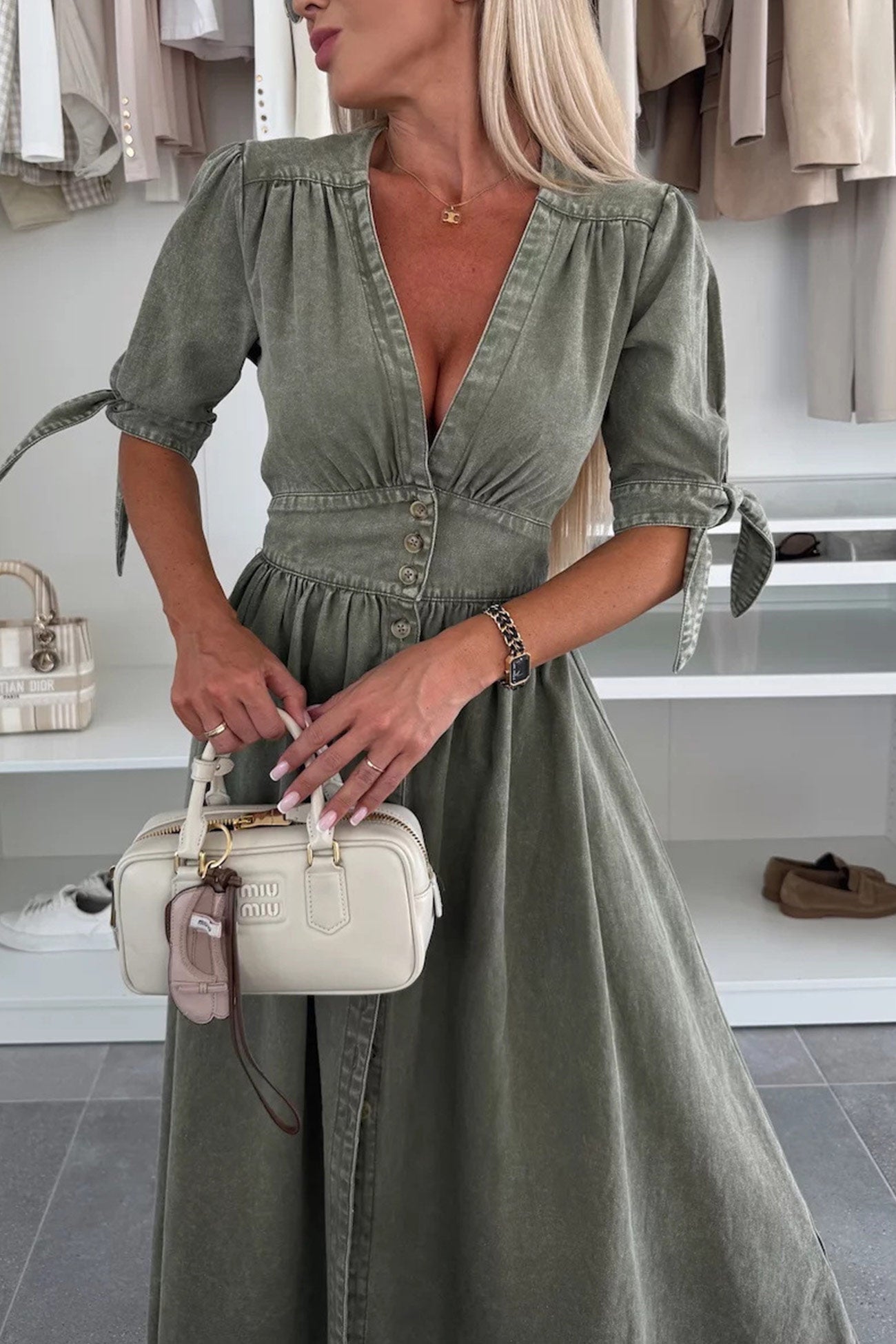 Arolora V-neck Single-breasted Denim Dress