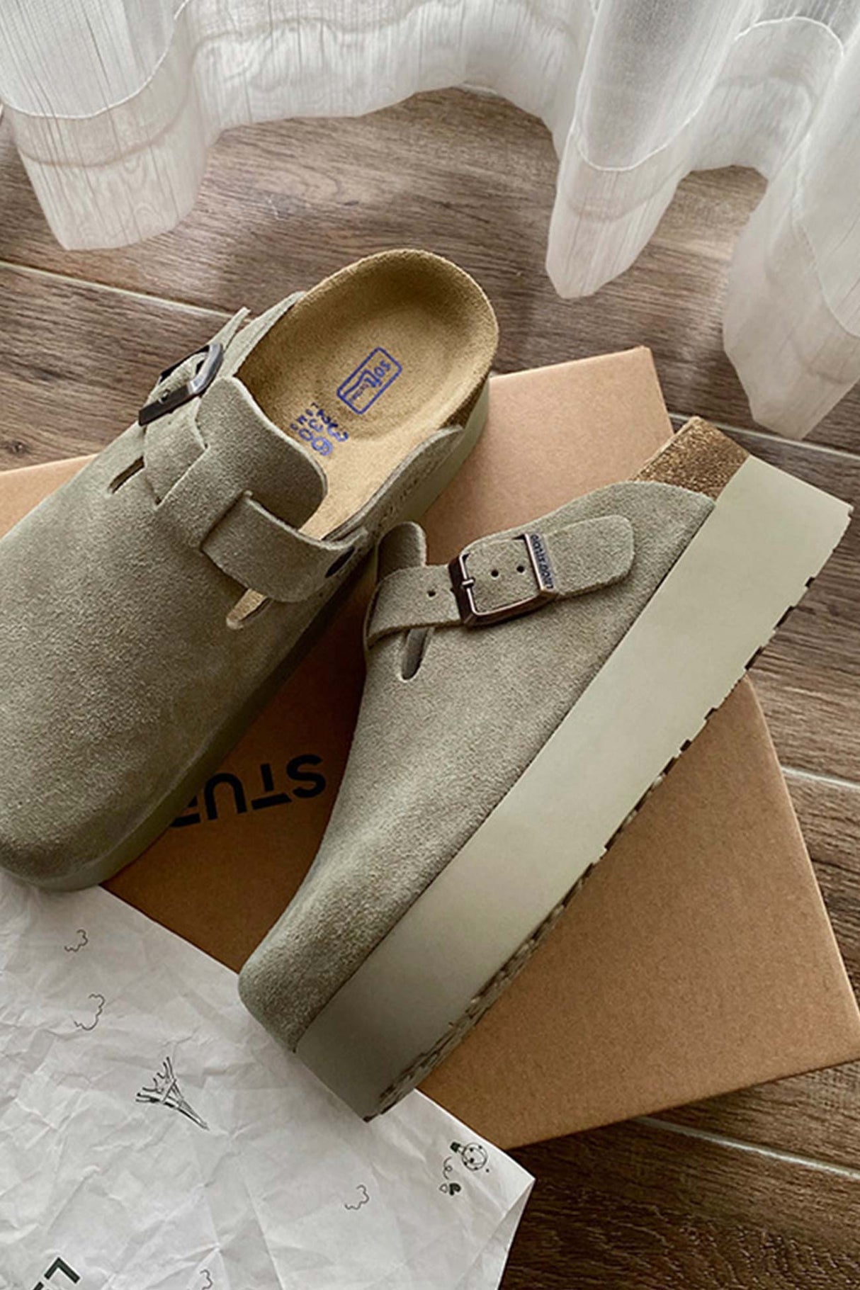 Vintage Leather Slip-on Flats