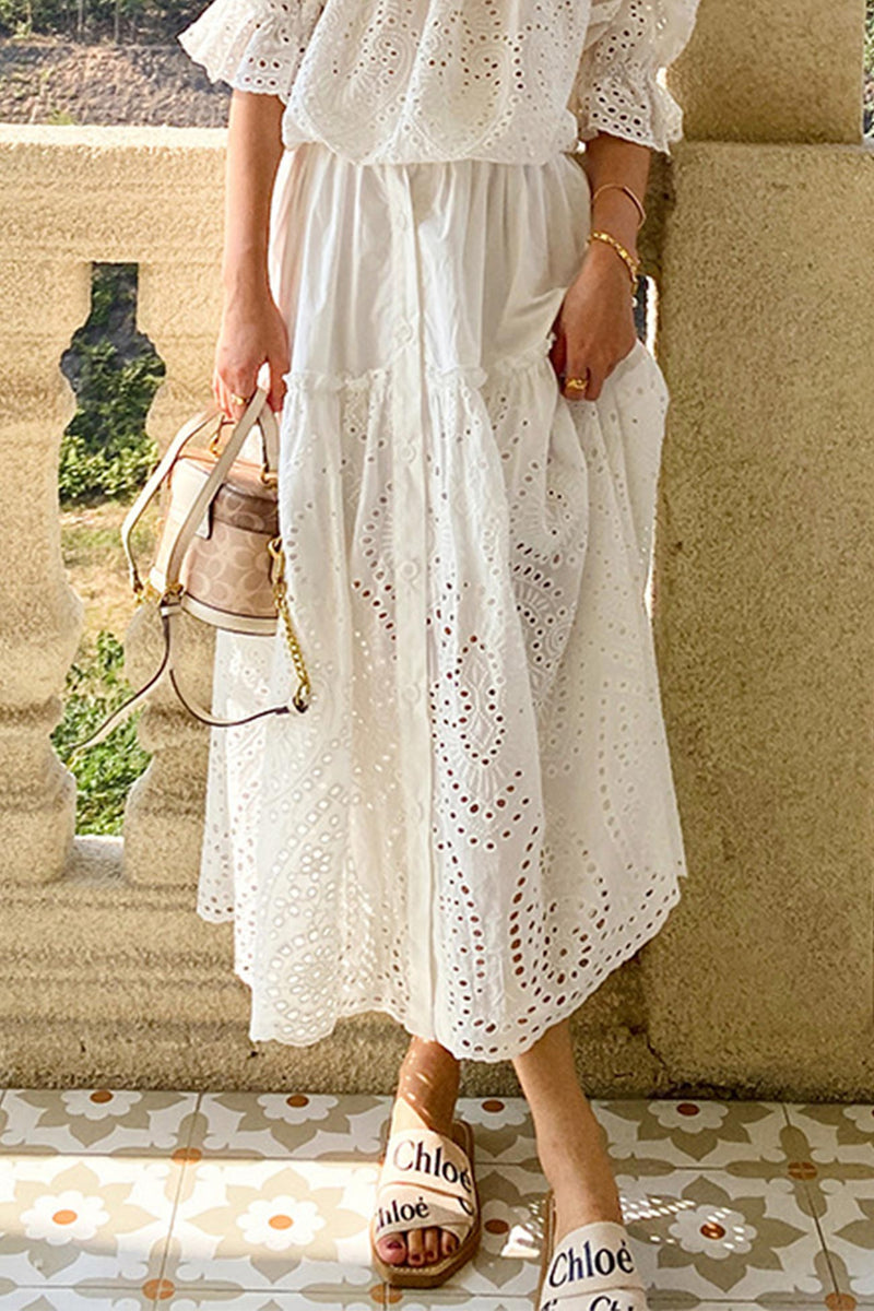 White Embroidered Lace Pleated Skirt AROLORA
