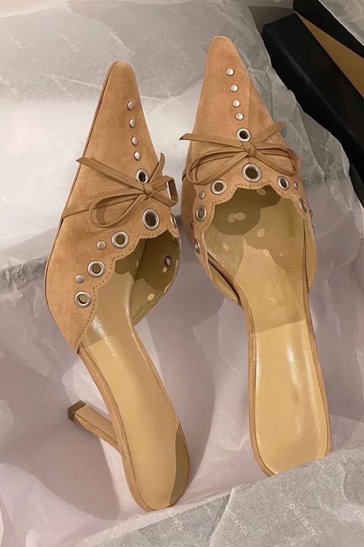 Suede Point Toe Bow Hollow Mule Pumps