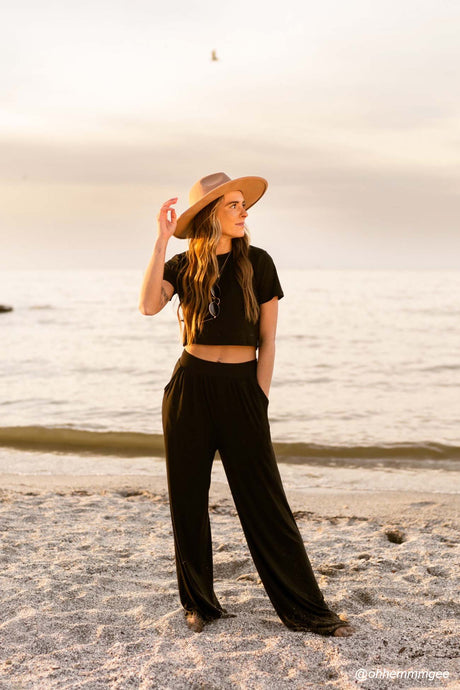 Short-sleeved T-shirt & Trousers Two-piece Set