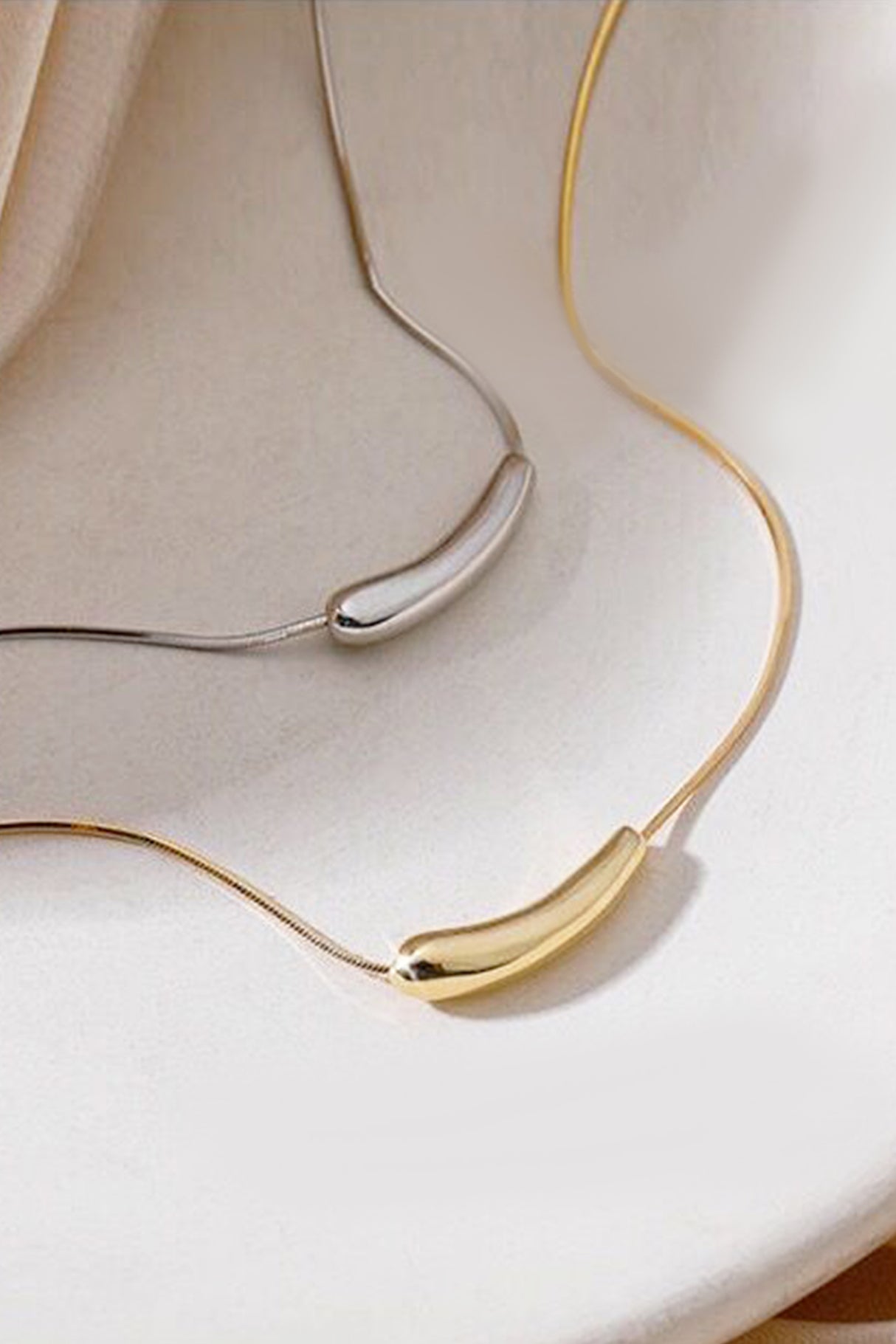 Minimalist Water Drop Necklace