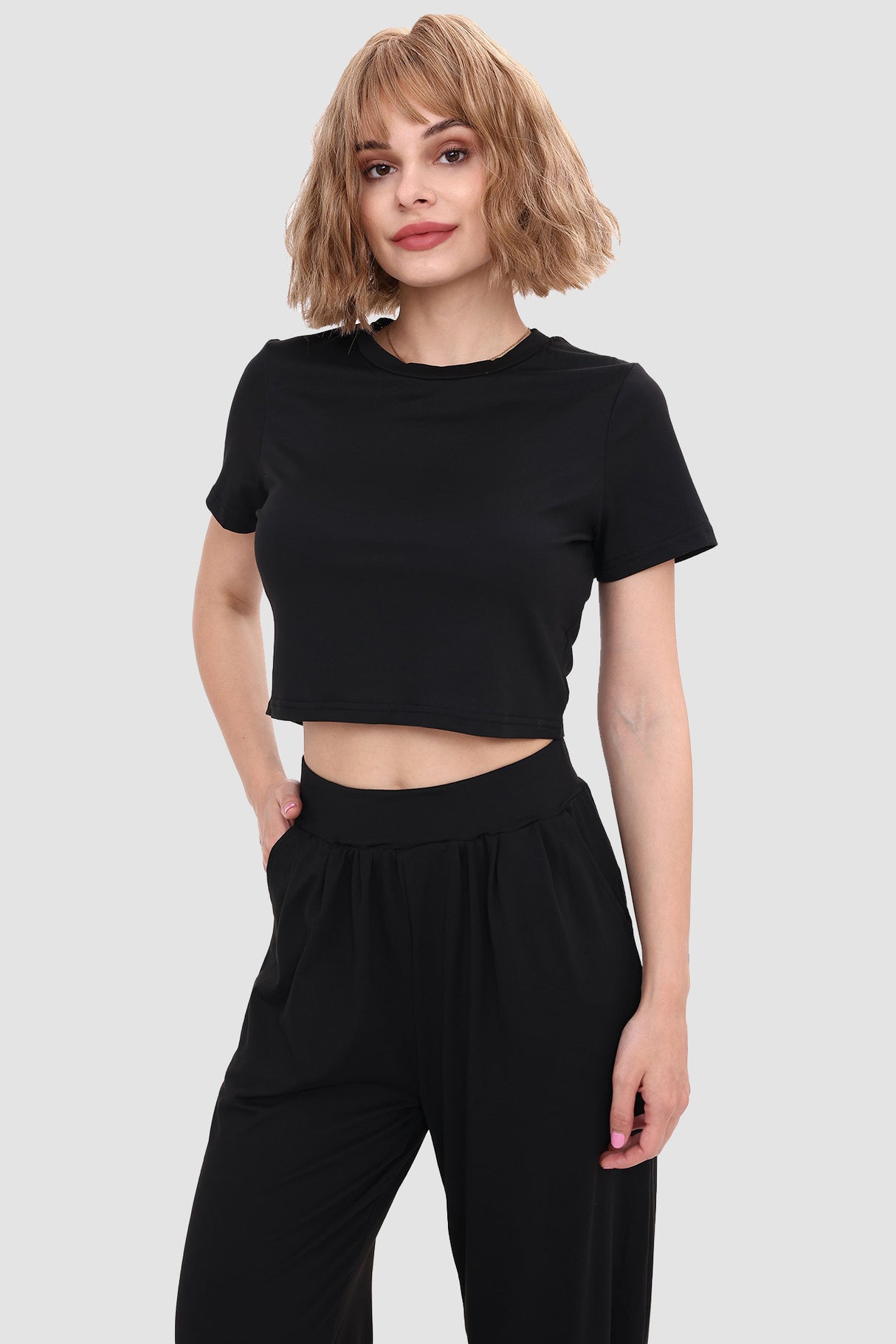 Short-sleeved T-shirt & Trousers Two-piece Set