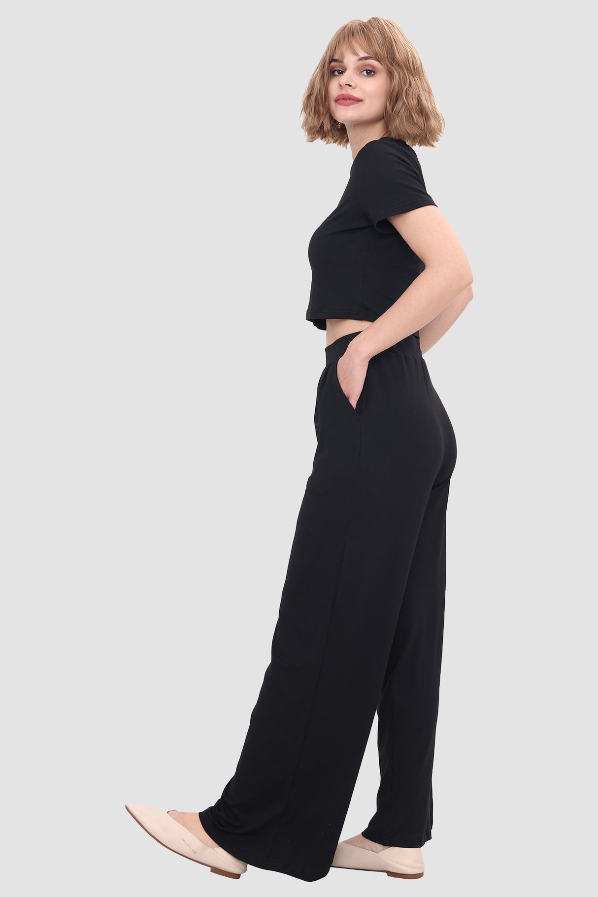 Short-sleeved T-shirt & Trousers Two-piece Set