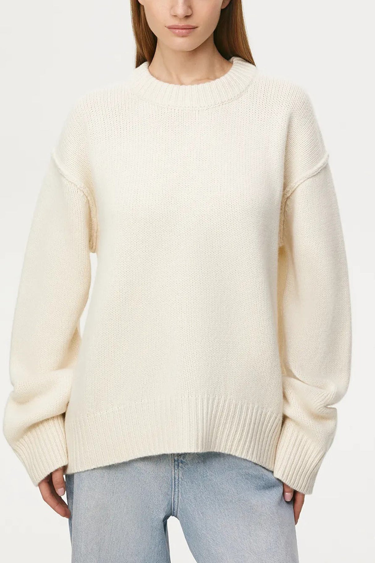 Round Neck Solid Color Pullover Sweater