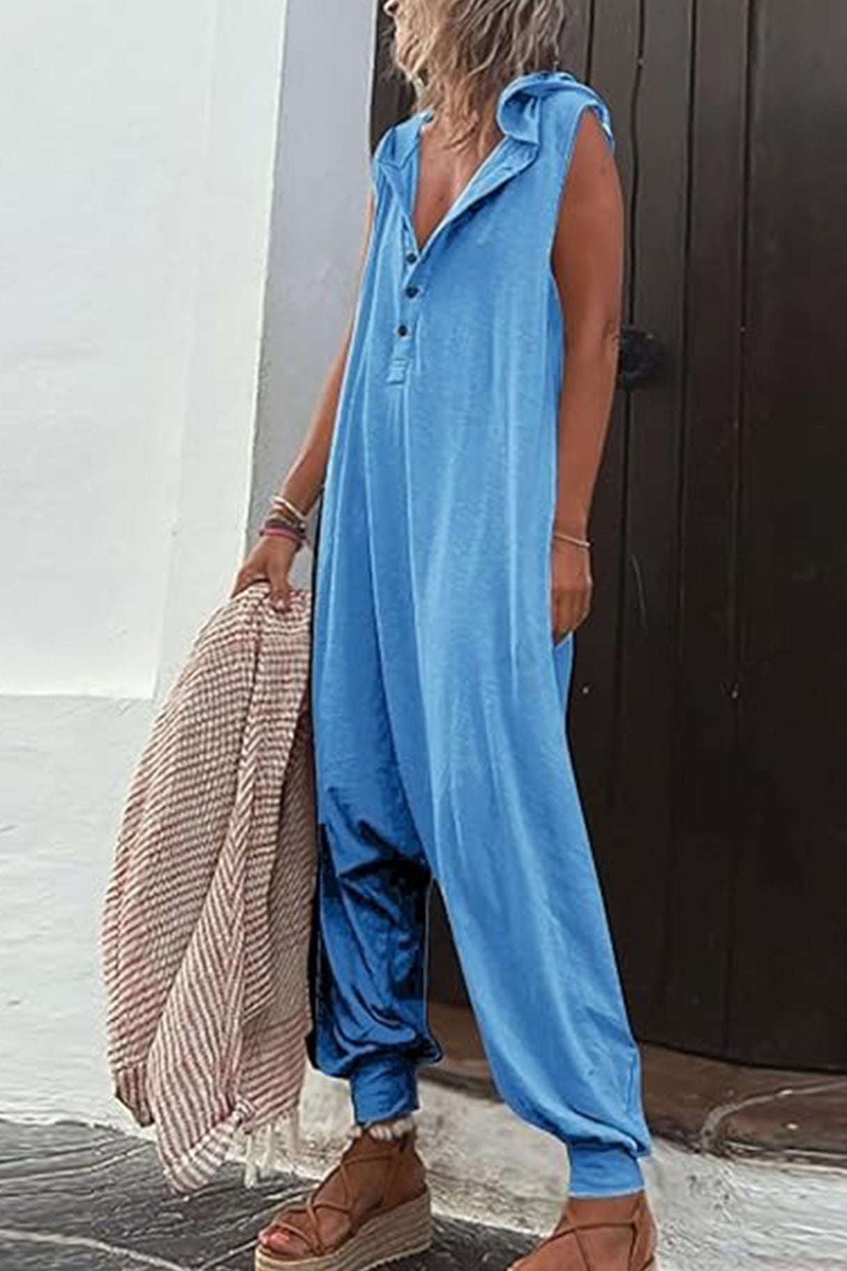 Single-breasted Sleeveless Hooded Jumpsuit