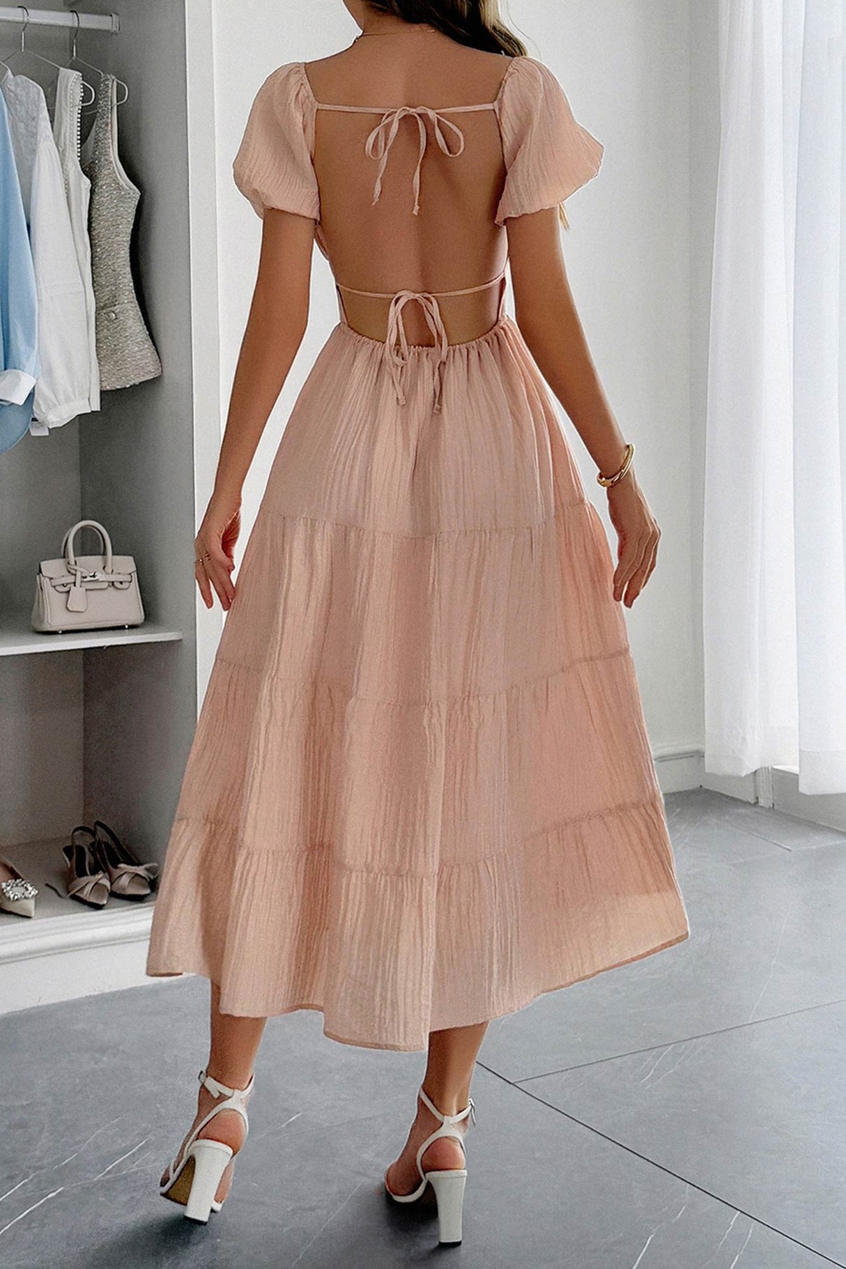 Arolora Low Cut Puff Sleeve Backless Tiered Dress