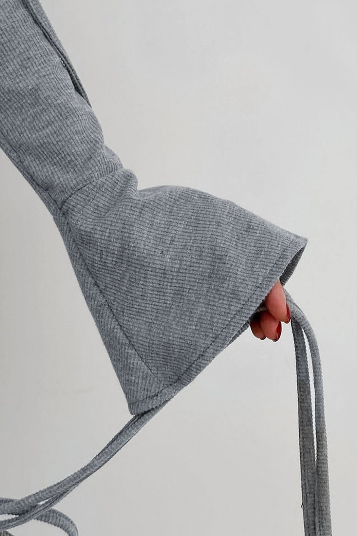 Arolora boat-neck-drawstring-slit-dress