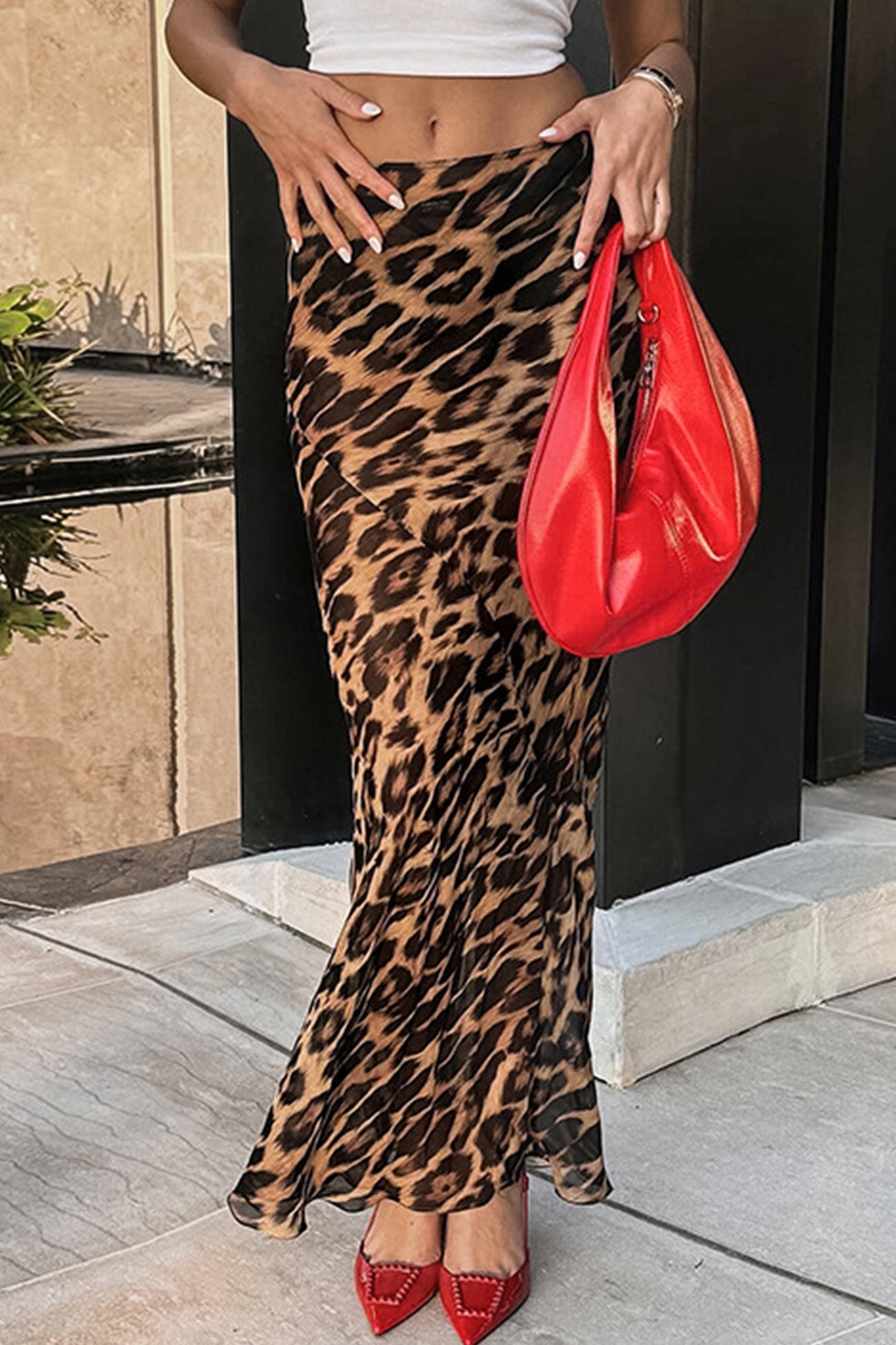 Arolora chiffon-leopard-print-fishtail-midi-skirt