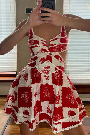 Arolora contrast-printed-cutout-a-line-mini-dress