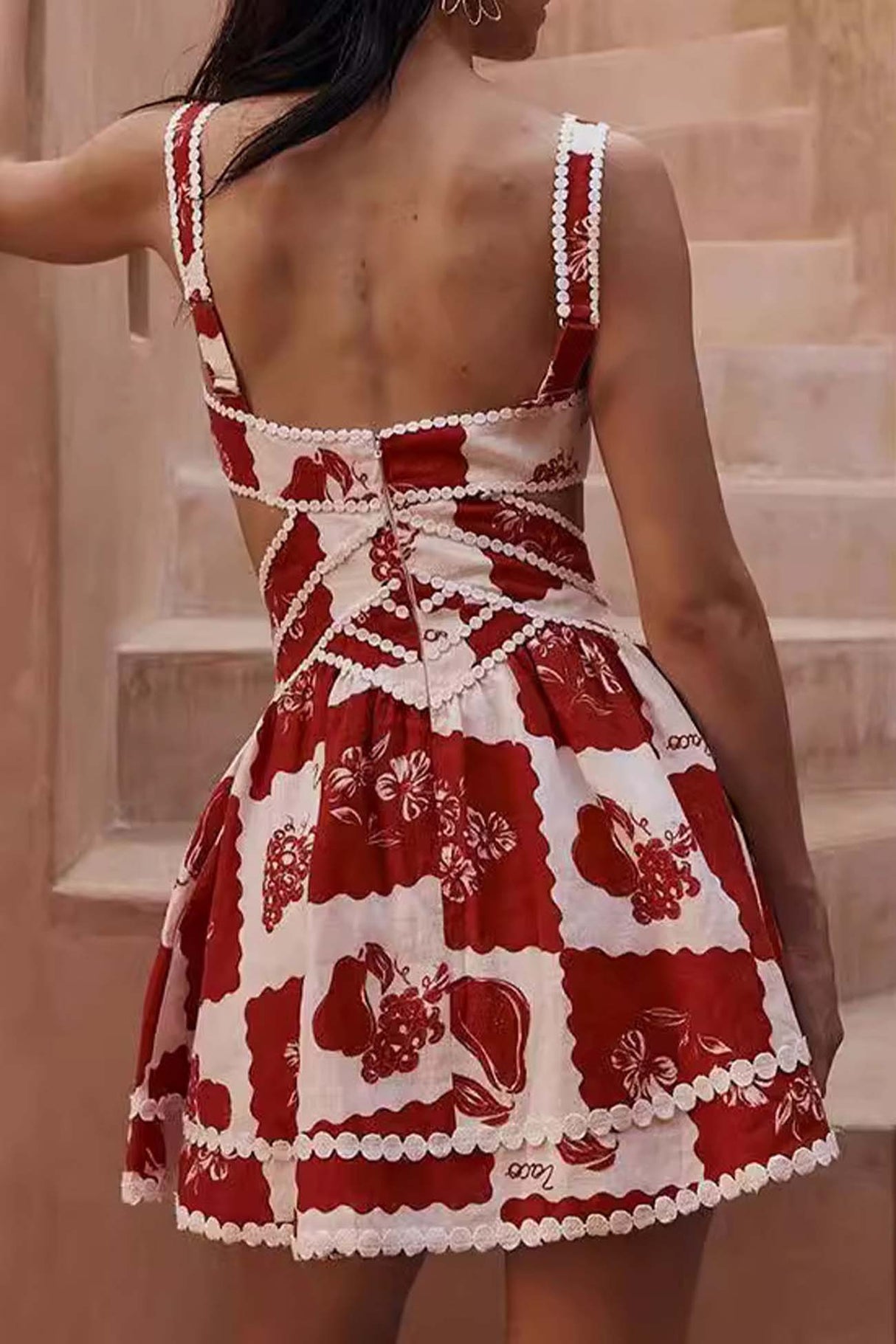 Arolora contrast-printed-cutout-a-line-mini-dress
