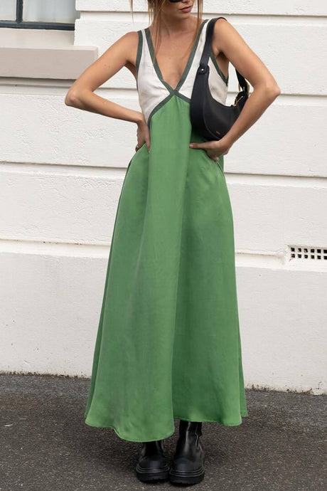 Arolora Contrast V Neck Sleeveless Maxi Dress