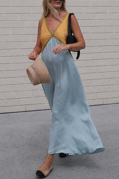Arolora Contrast V Neck Sleeveless Maxi Dress