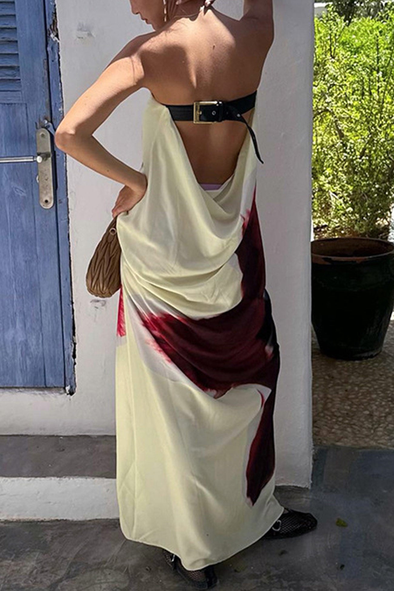 Arolora Floral Print Backless Maxi Dress