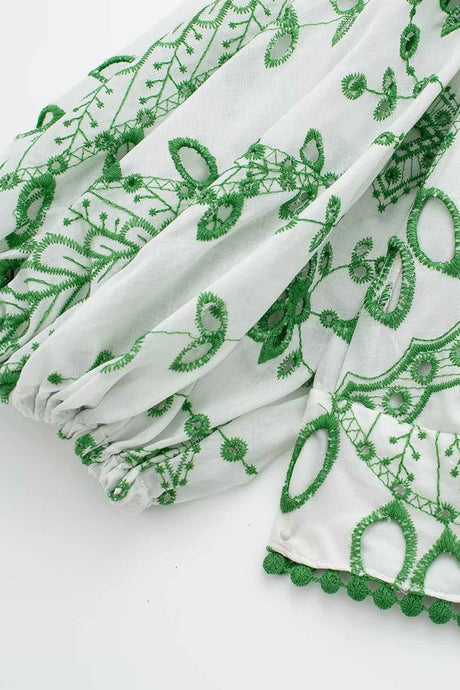 Hollow Embroidery V Neck Twisted Shorts Set