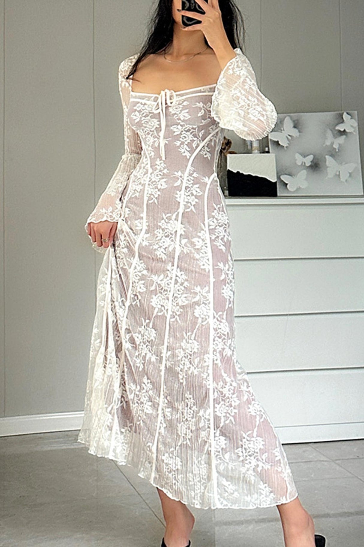 Lace Tie-up Flare Sleeve Midi Dress