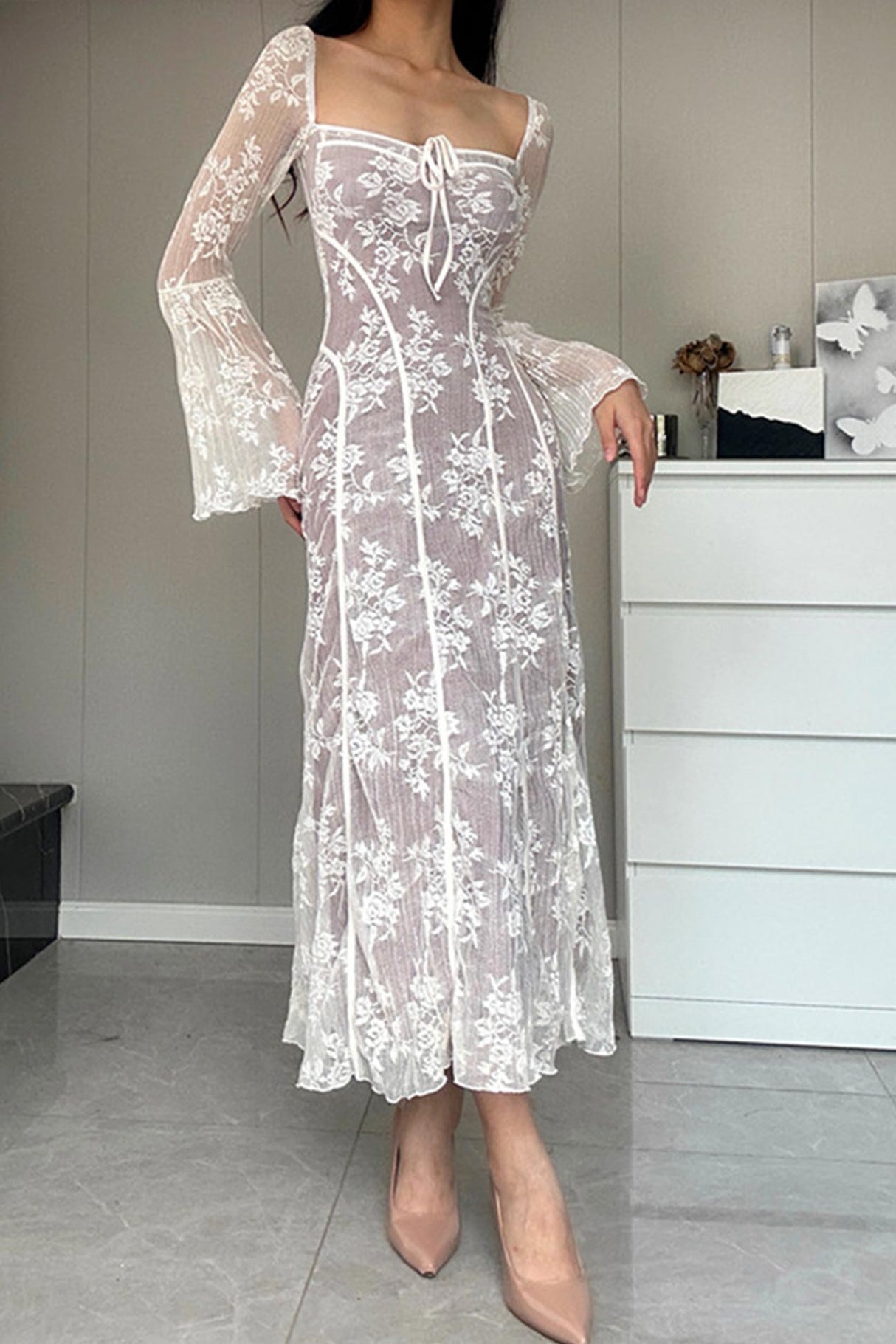 Lace Tie-up Flare Sleeve Midi Dress