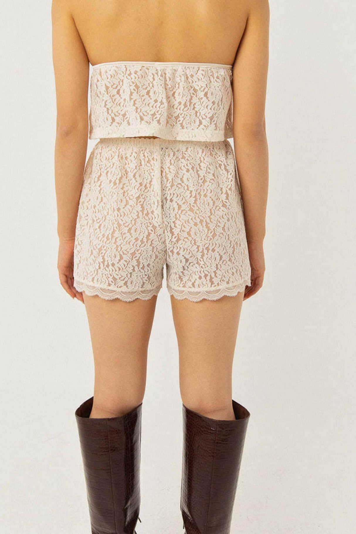 Lace Tie-up Halter Crop Top Shorts Set