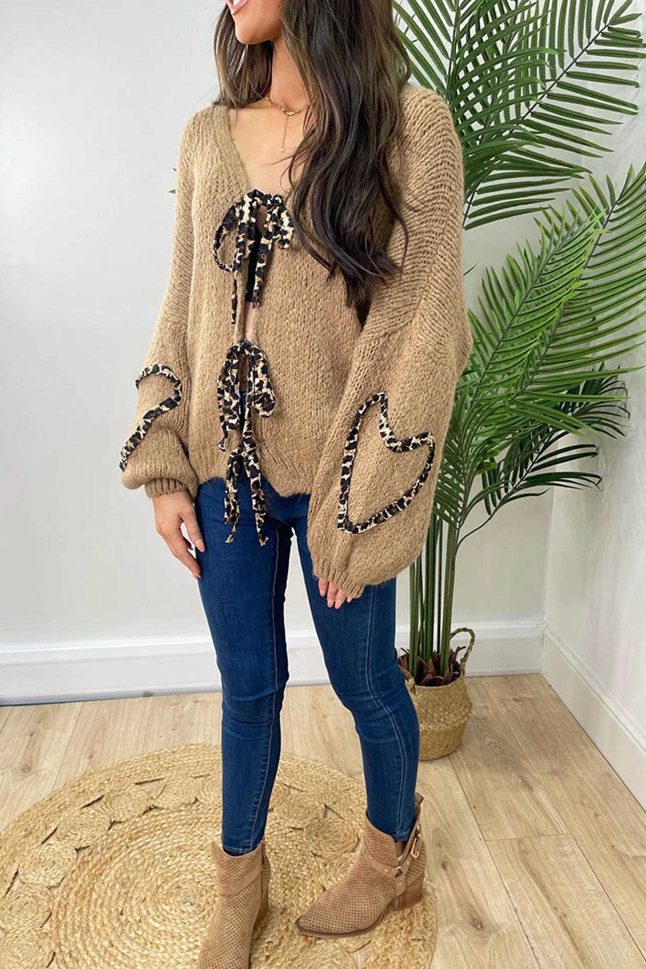 Arolora Leopard Tie-up Knit Cardigan