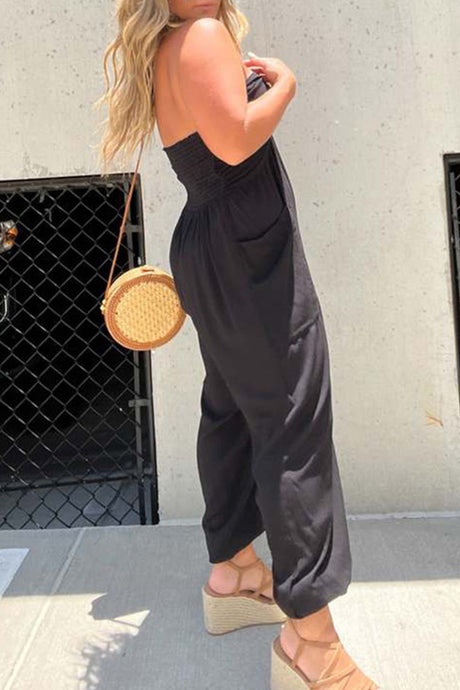 Low Cut Halterneck Pocketed Jumpsuits