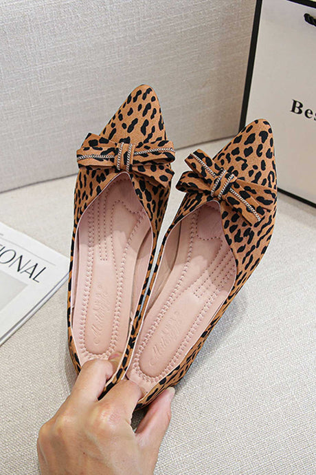 Pointed Toe Leopard Print Bow Flats