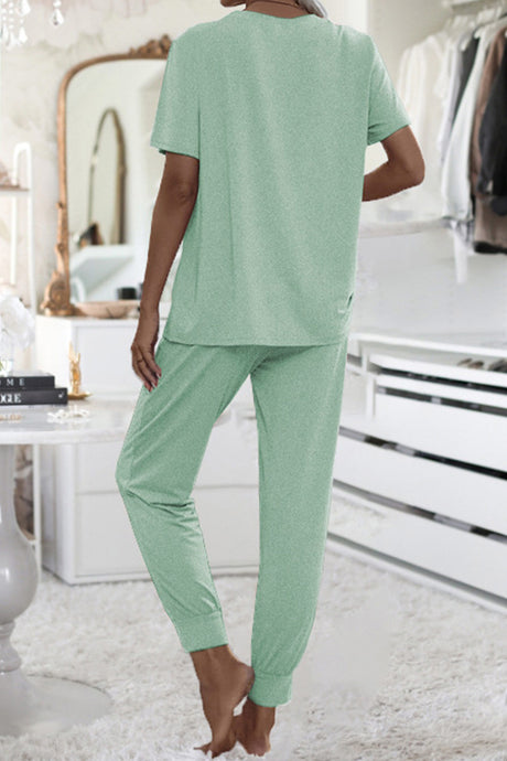 Arolora Short Sleeve T-shirt Sweatpants Set