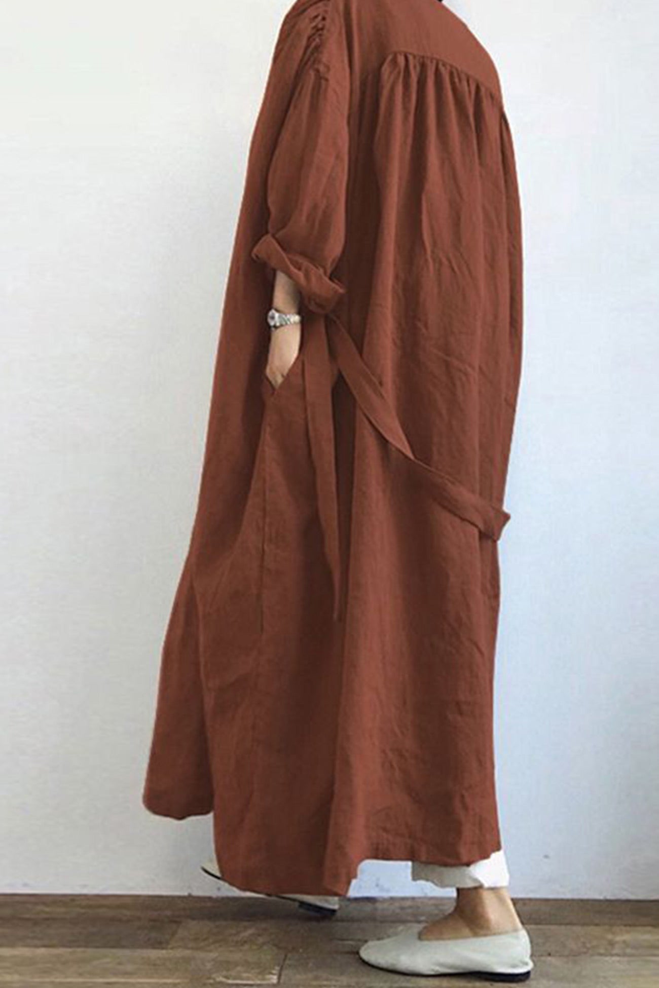 Arolora solid-color-pocketed-long-trench-coat