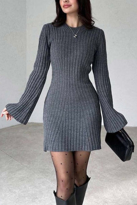 Arolora solid-color-ribbed-knitted-dress