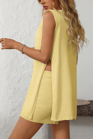 Arolora Solid Color Slit Knit Vest Shorts Set