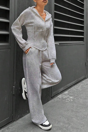Arolora solid-slim-fit-hoodie-pants-suits
