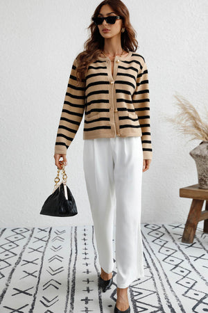 Arolora striped-front-with-pocket-cardigan