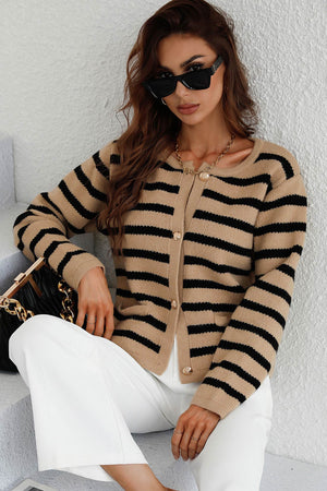 Arolora striped-front-with-pocket-cardigan