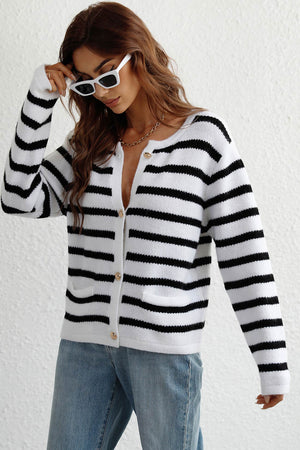 Arolora striped-front-with-pocket-cardigan