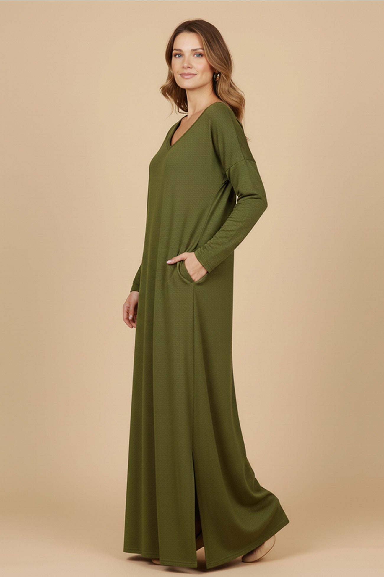 V Neck Slit Hem Sweatshirt Dress AROLORA V Neck Slit Hem Sweatshirt Dress AROLORA