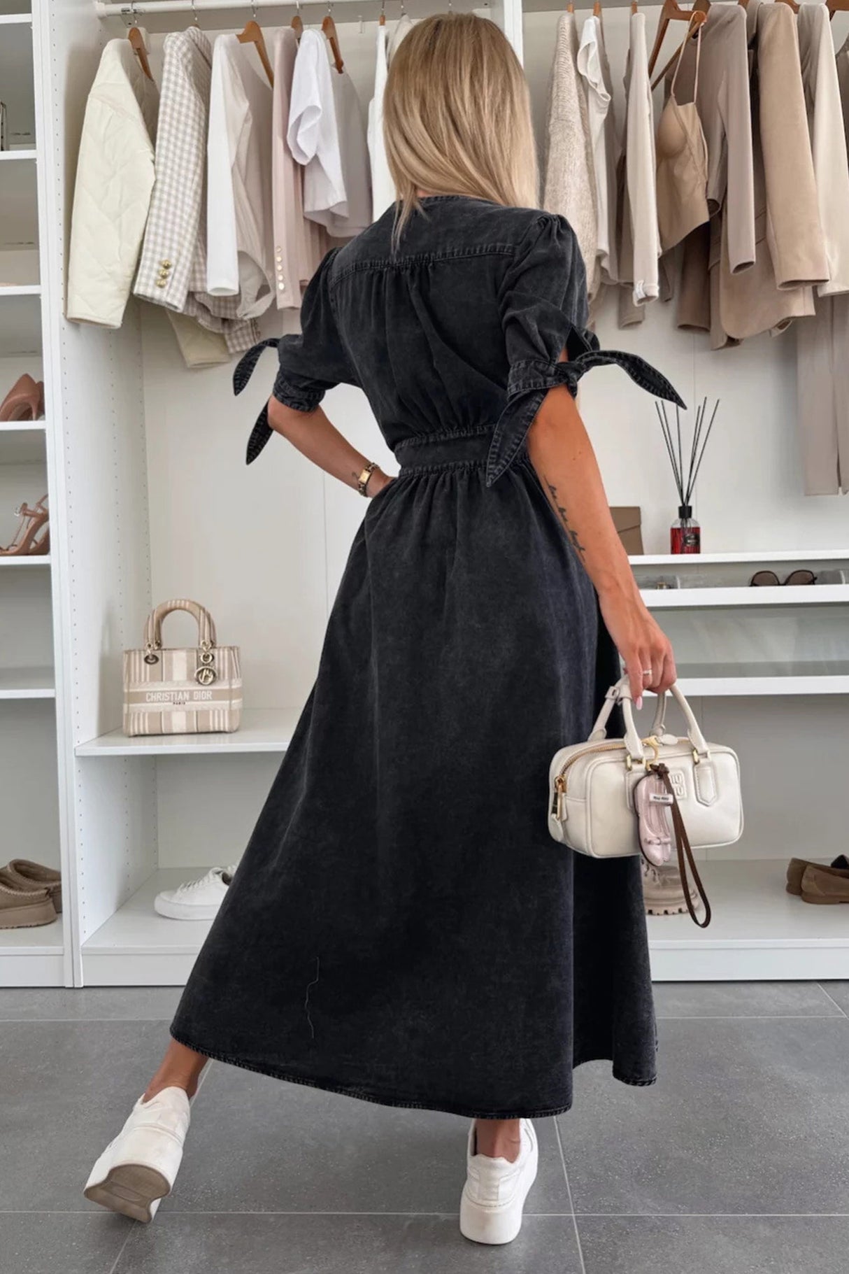 Arolora V-neck Single-breasted Denim Dress