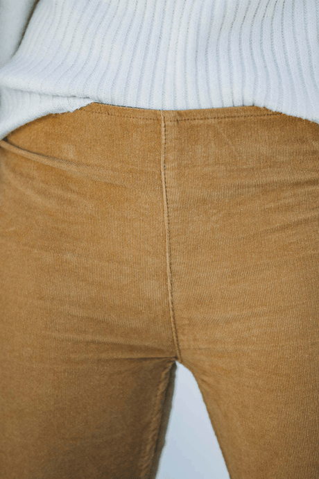 Solid Color Corduroy High-rise Flare Pants